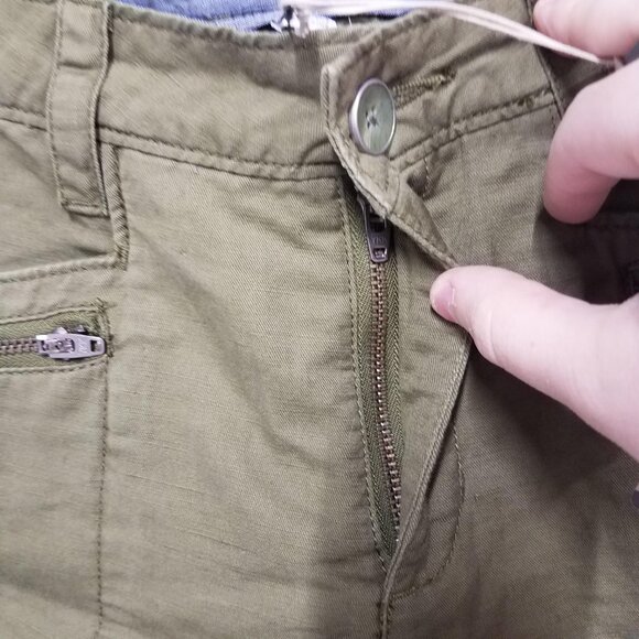 Horny Toad Khaki Women's Bermudas - Picture 3 of 10